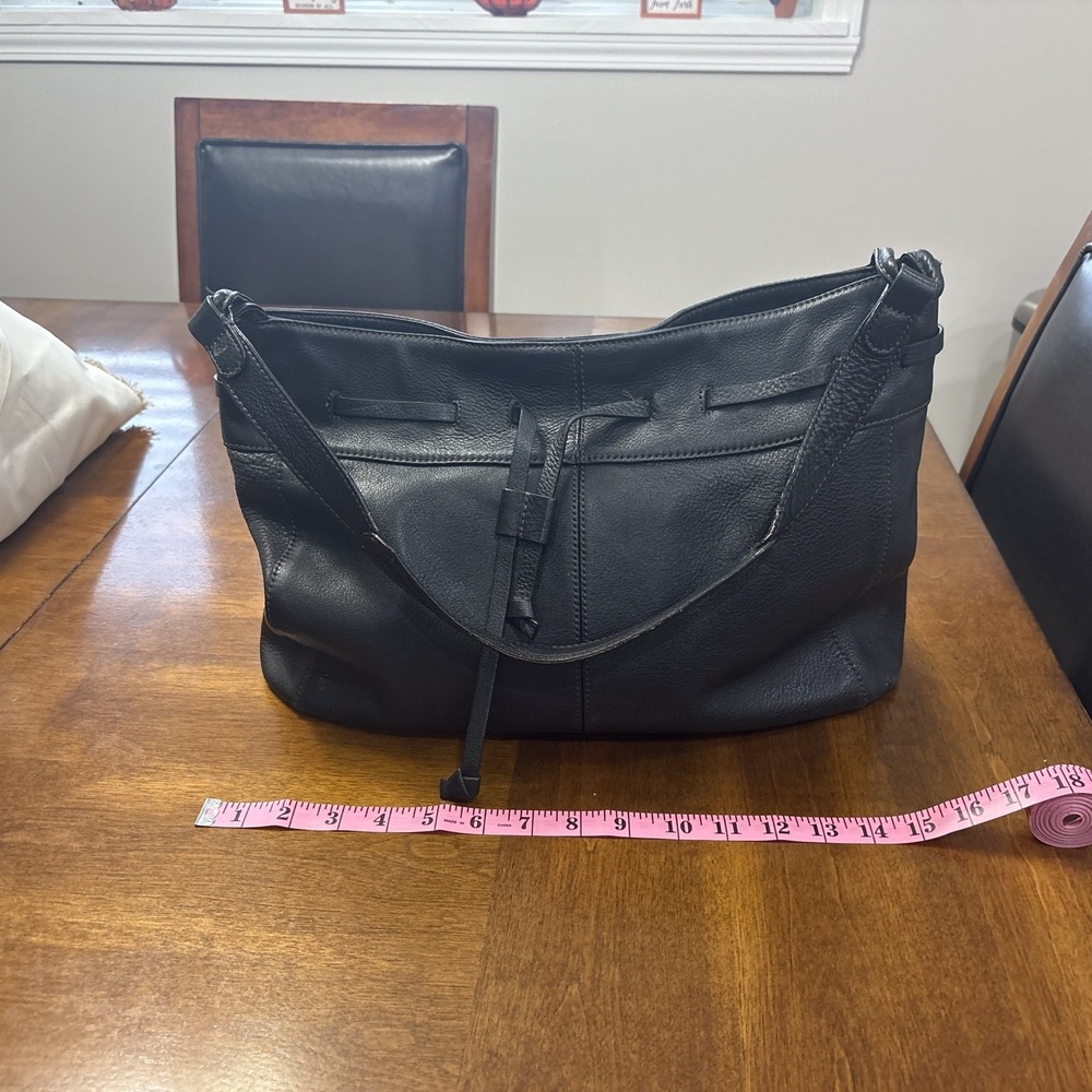 JJill‎ Black Leather Shoulder Bag Purse Handbag Magnet Closure